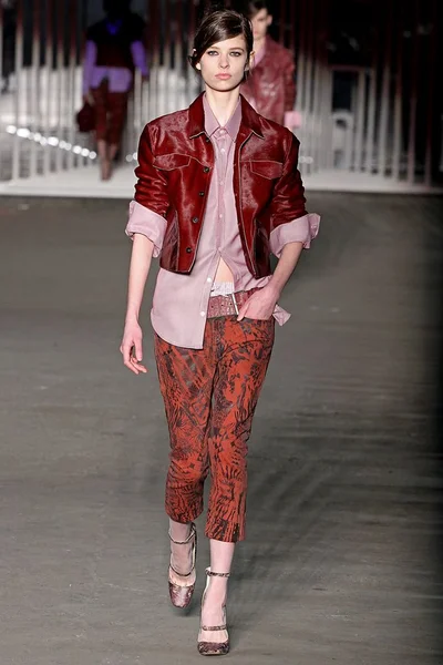 Look 26